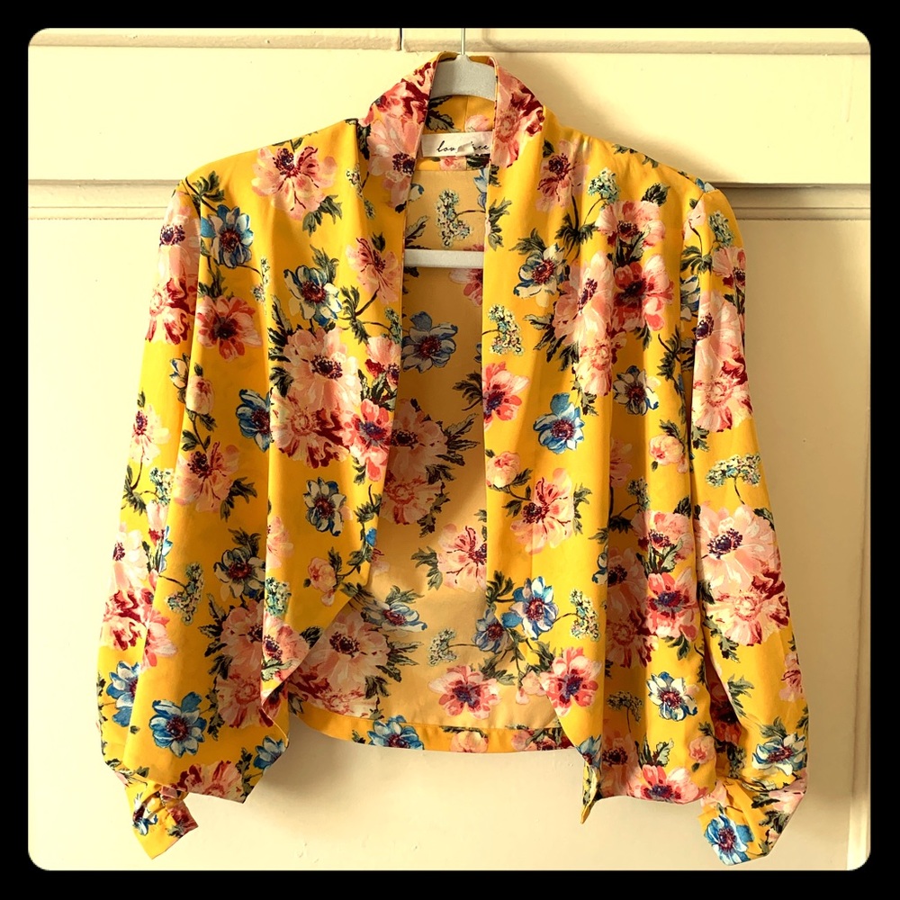 Floral print yellow blazer